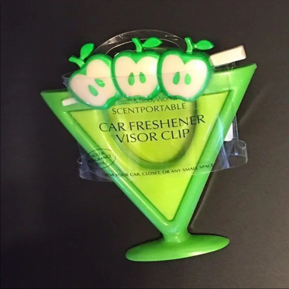💚🏝5/$25 Bath & Body Apple Martini Car Visor Refresh Clip